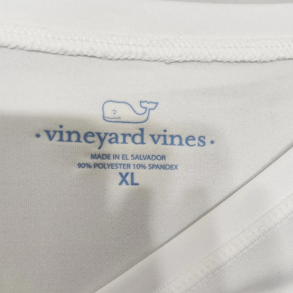NWT Vineyard Vines Long-Sleeve Whale Swim Shirt